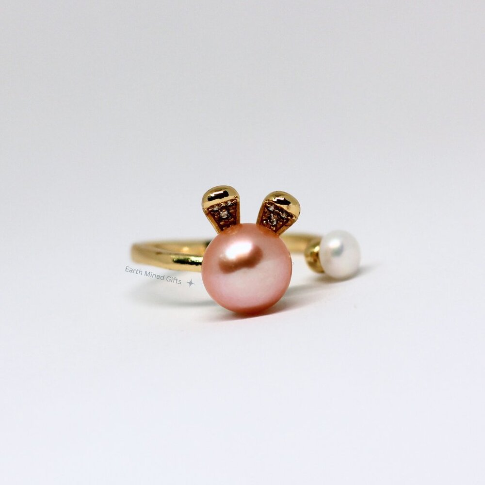 Adorable Bunny Design Freshwater Pearl Ring
